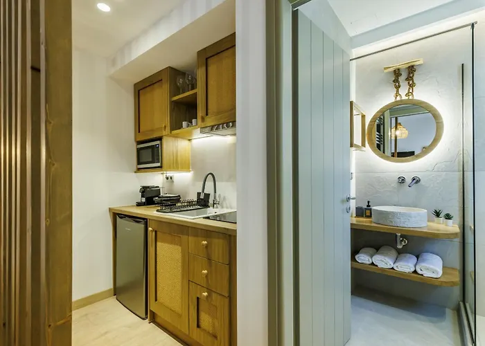 Prime * Skopelos Town