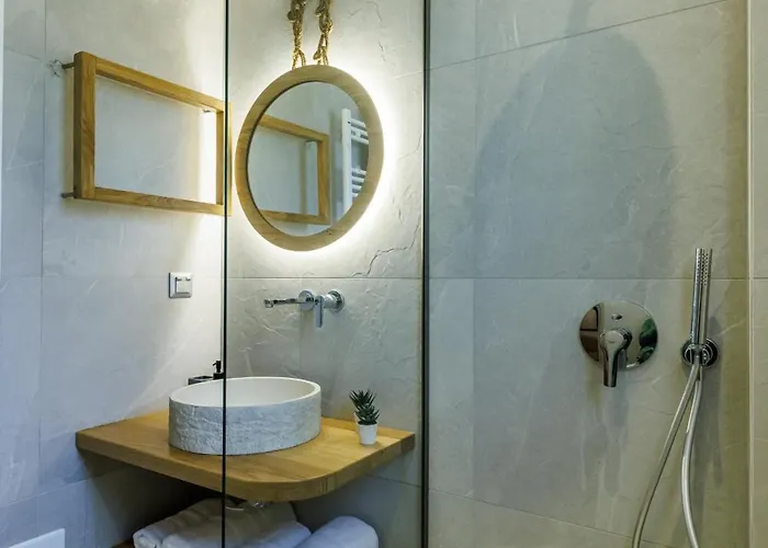 Prime * Skopelos Town