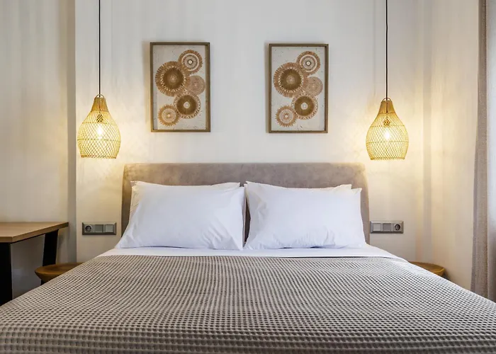 Prime * Skopelos Town