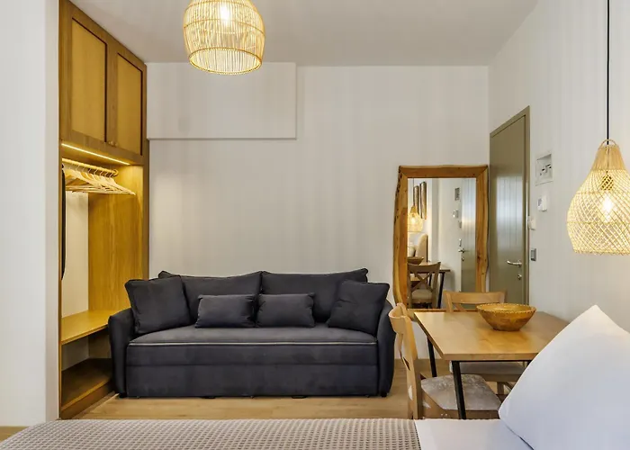 Prime * Skopelos Town