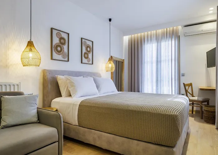 Prime * Skopelos Town