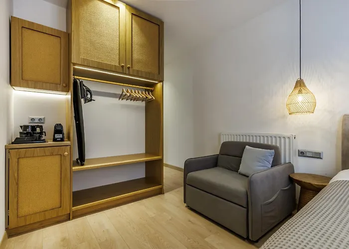 Prime Hotel Skopelos Town