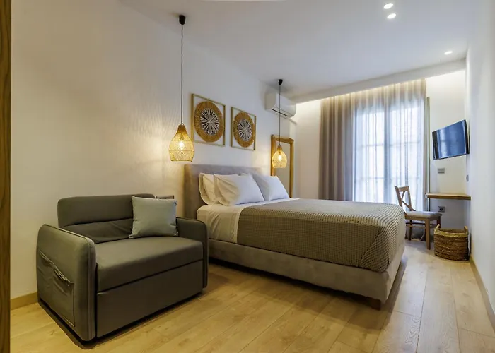 Prime * Skopelos Town