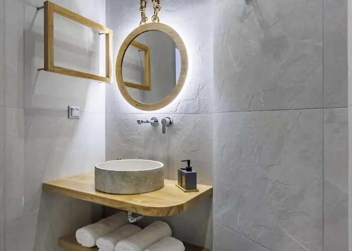 Prime * Skopelos Town